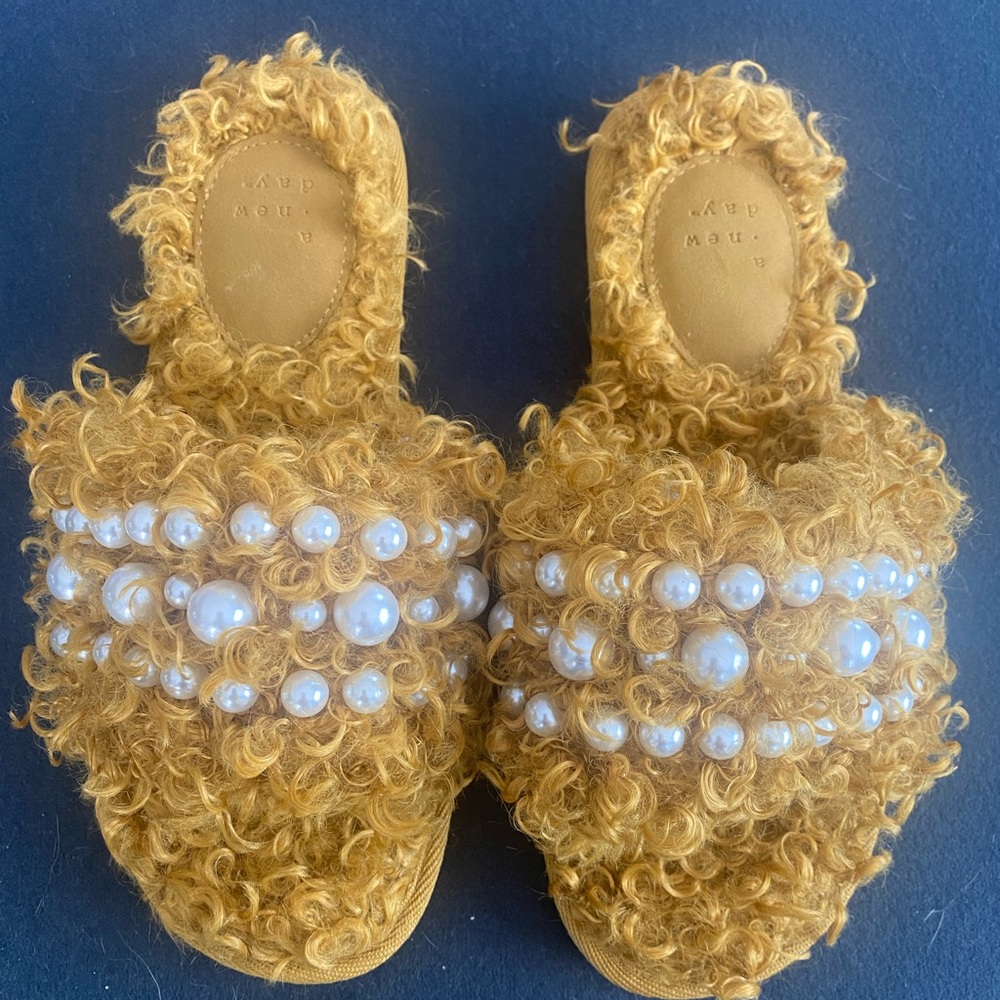 Pearl Slides